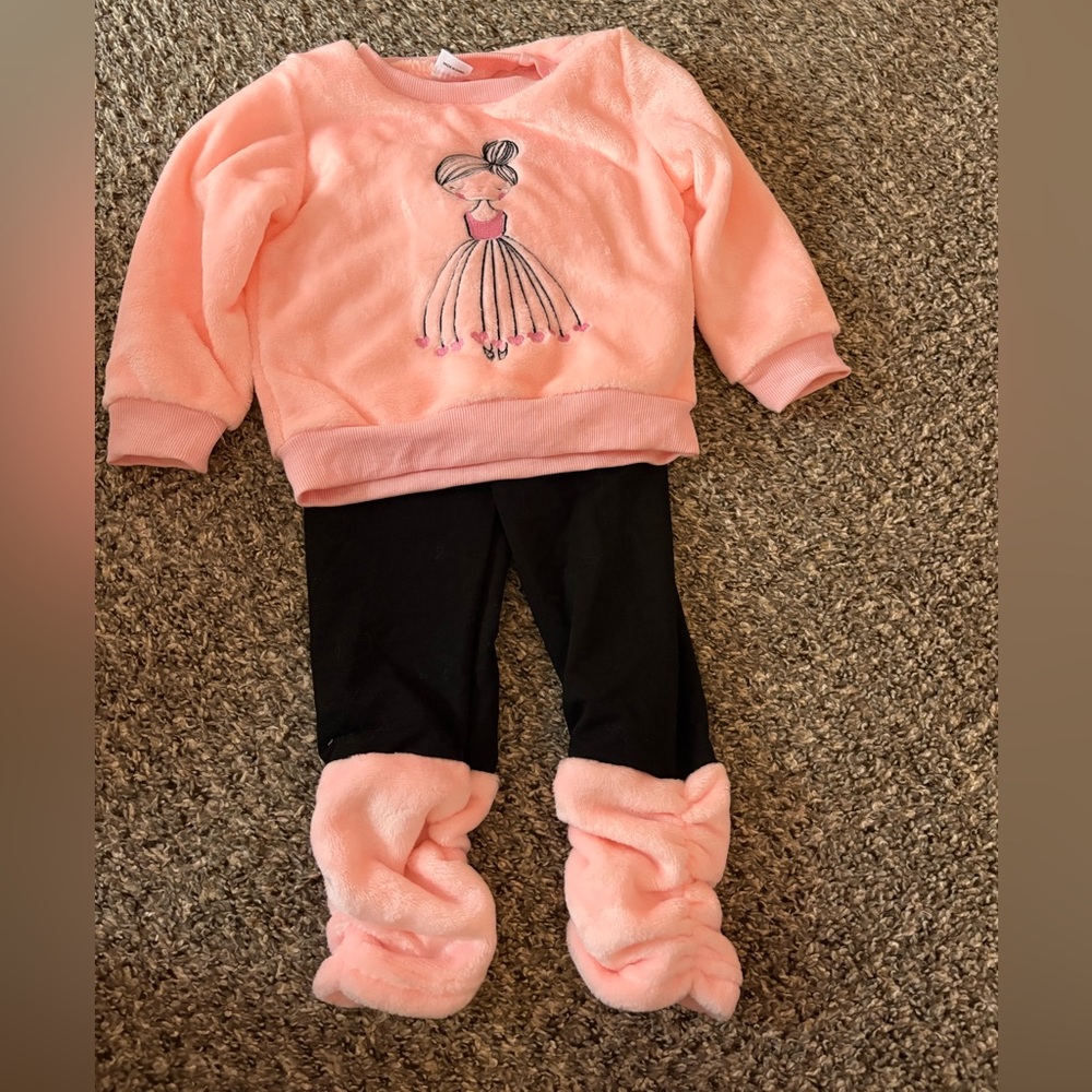NWOT SHEIN 2-3T ballet soft fleece outfit